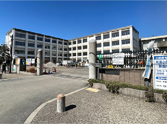 木津小学校